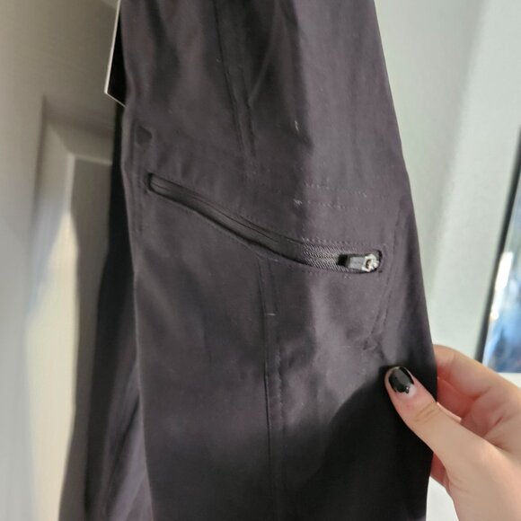 NWT Eddie Bauer Capris - Picture 3 of 6